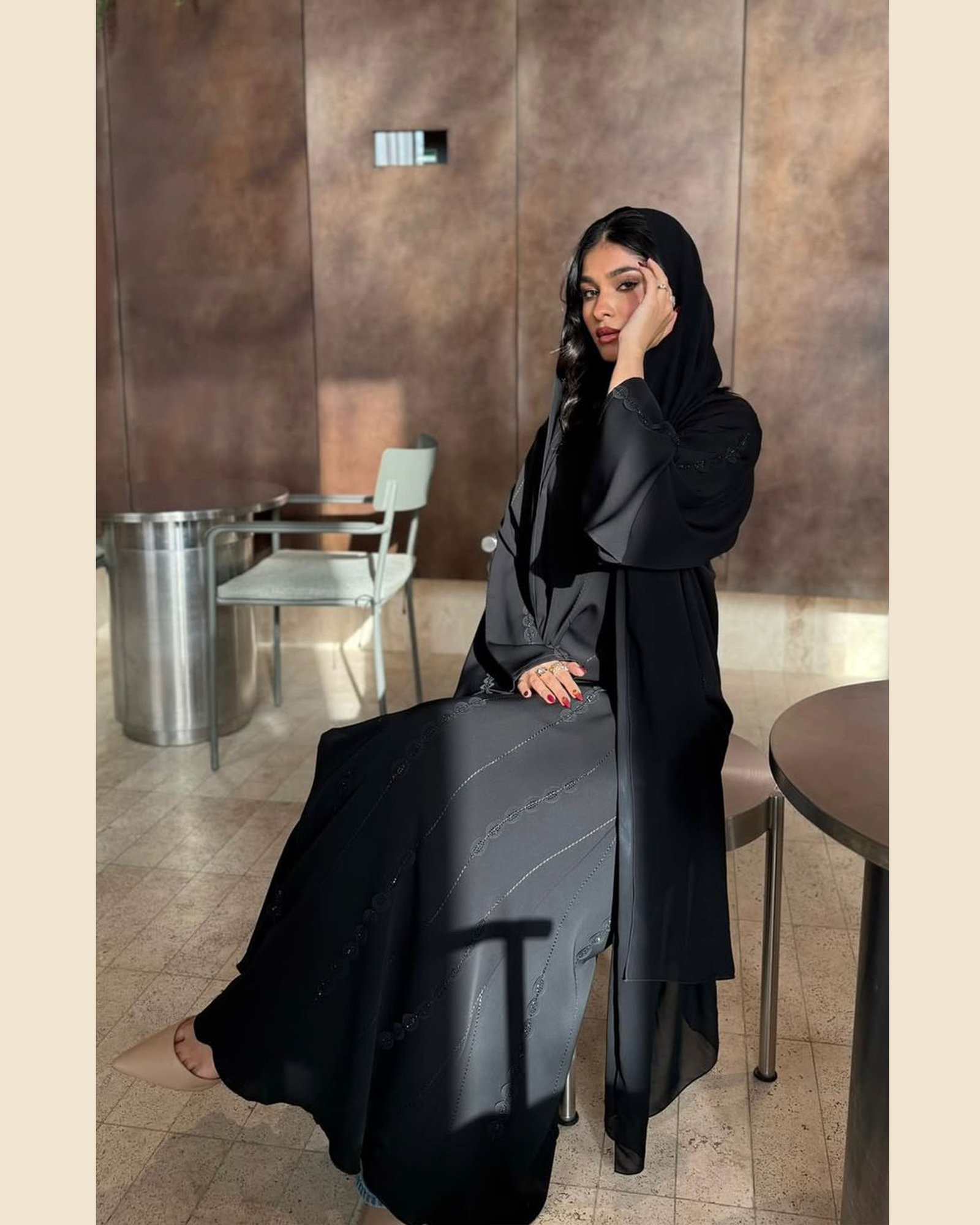 Noir Celeste Abaya - 33D46 - Image 5