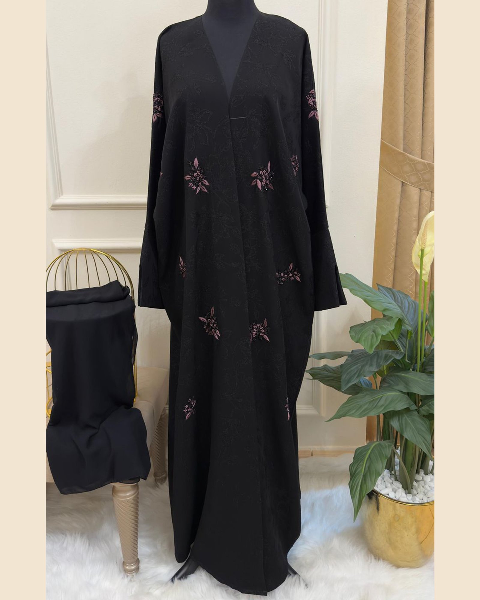 Noir Blush Abaya - 33D018