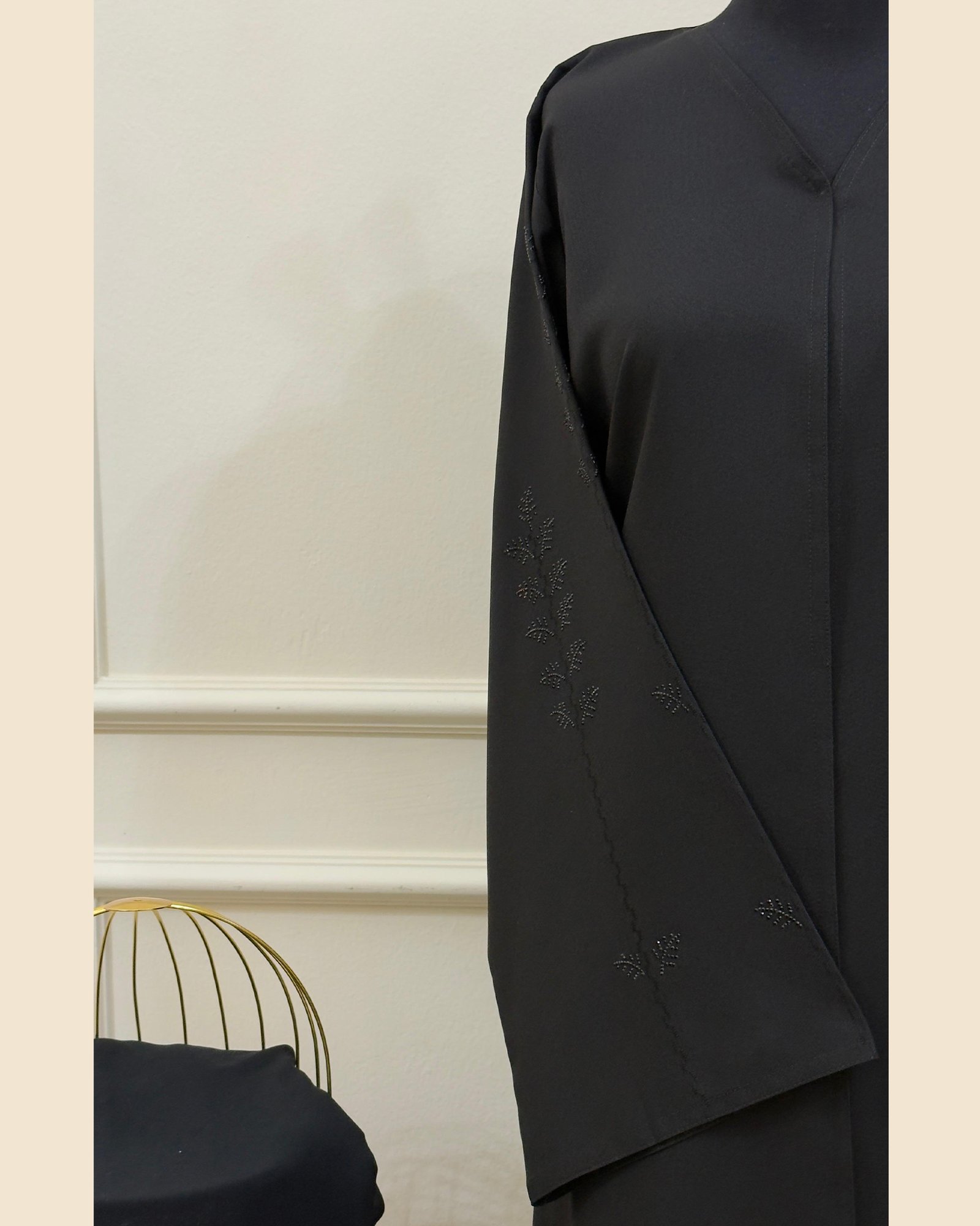 Moonlit Petal Abaya - 33D031 - Image 4