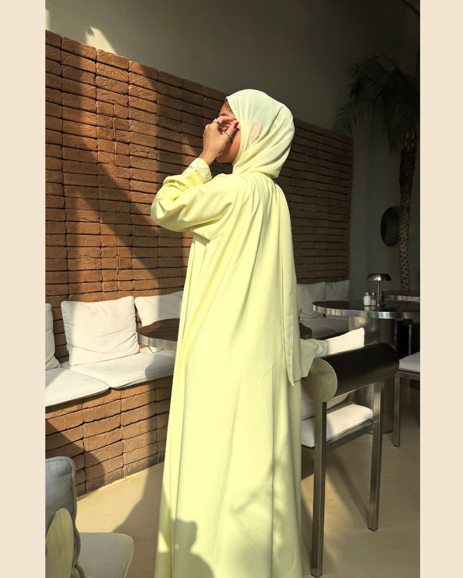 Noor Al Shams Abaya - 33D41 - Image 2